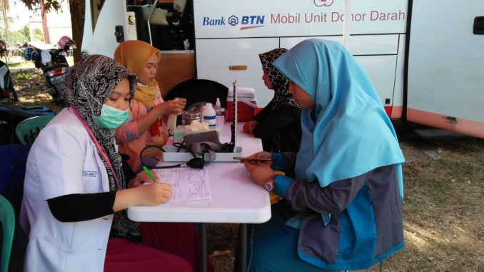Gambar HMD Kebidanan Kerjasama KSR-PMI dan Ikabi Gelar Donor Darah